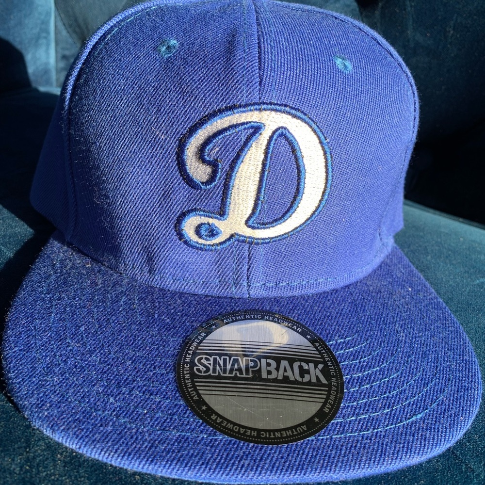Los Angeles Dodgers SnapBack Baseball Cap!